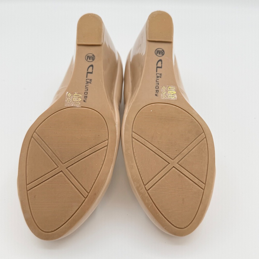 CL by Laundry Nima Nude Patent Wedge Pumps Size 8.5 EU 39 Round Toe Heels - Picture 9 of 10